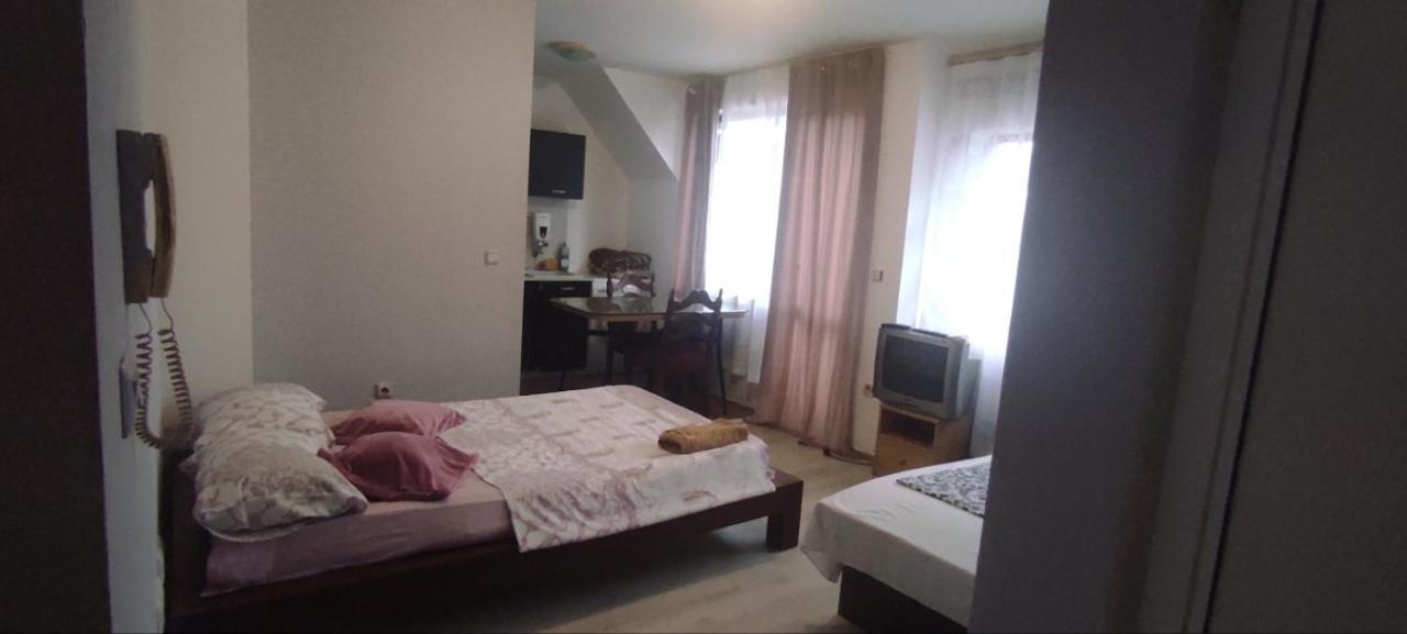 Apartment Ivaylo Varna Exterior foto